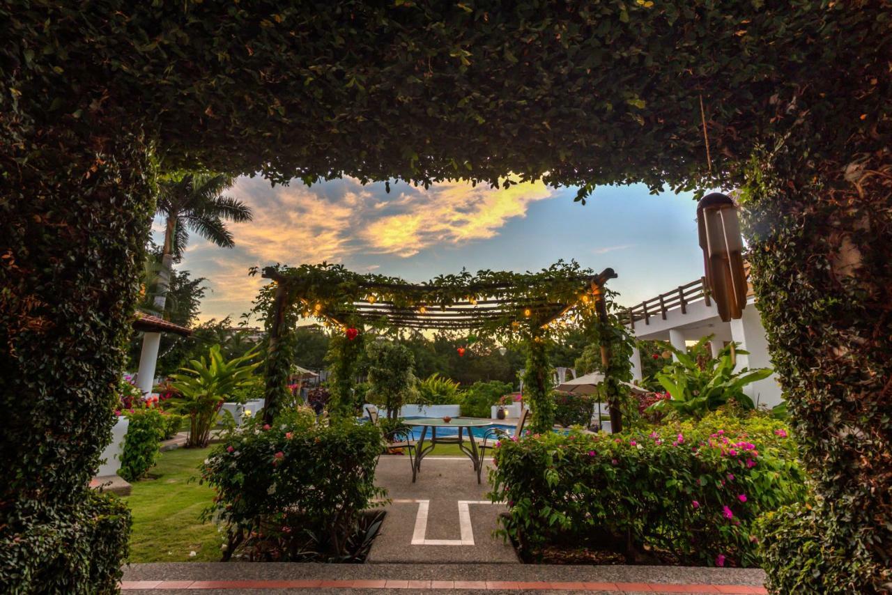 The Green House Marina Golf - Suites & Villas ปูแอร์โตบาญาร์ตา ภายนอก รูปภาพ